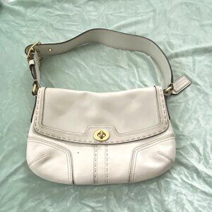 Coach White Leather Shoulder Purse